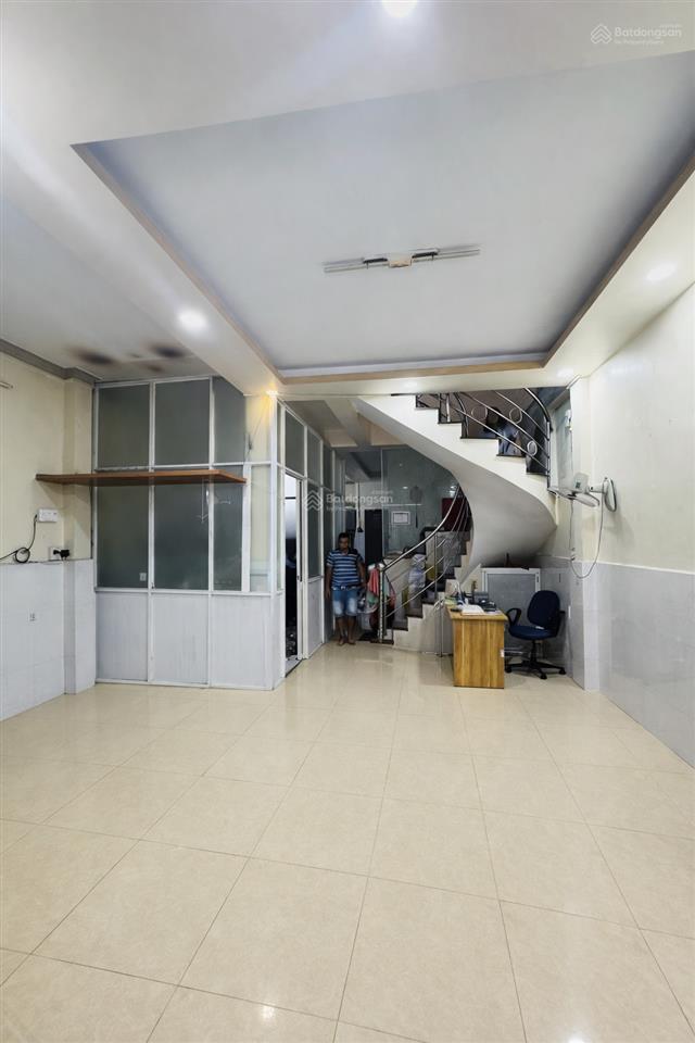 Nhà quận 6, gần bình tiên, 2 tầng, ngang 5,2x15m, hẻm 6m, chỉ 7.x tỷ