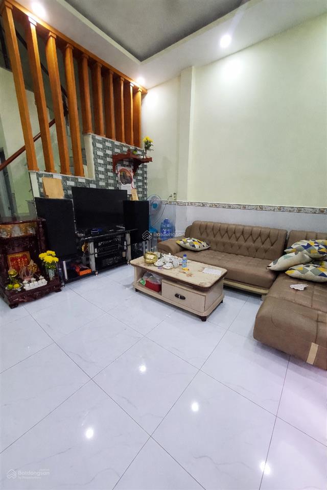 Hot, nhà quận 6, tân hoà đông, 2 tầng, ngang 4x15m, dt 60m2, nhỉnh 4 tỷ