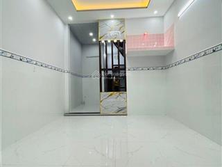 Nhà quận 6, lý chiêu hoàng, 2 tầng, dt 32m2, hẻm 4m, chỉ 3.x tỷ