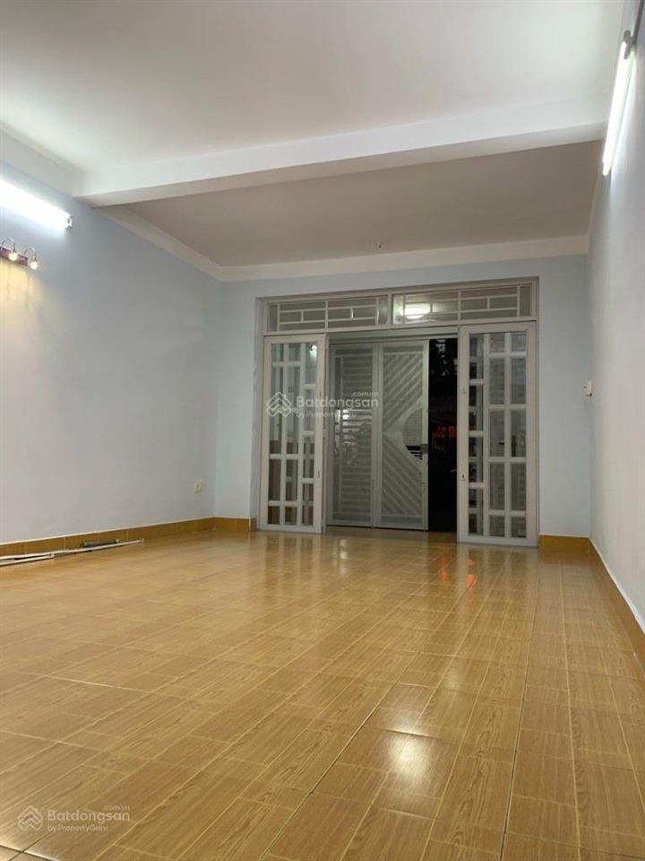 Nhà quận 11, vòng xoay lê đại hành, 2 tầng, hẻm 6m, 4x21m, nhỉnh 9 tỷ.