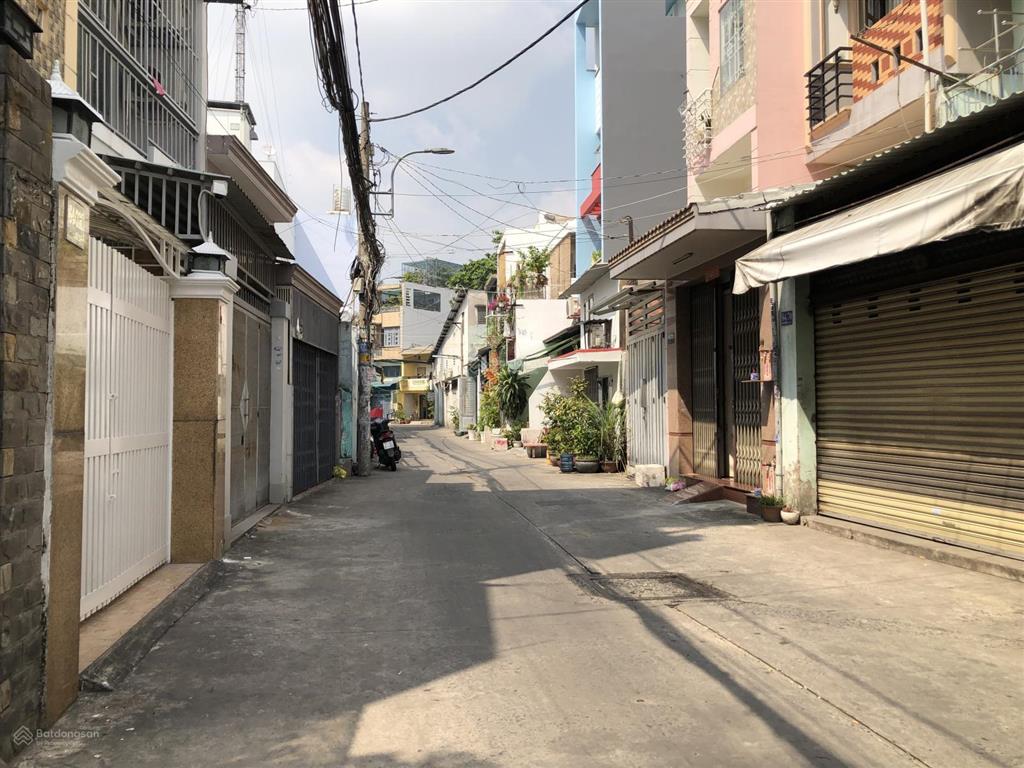 Nhà quận 11, gần vòng xoay đầm sen, 2 tầng, hẻm 4m, 4,2x12m, nhỉnh 5 tỷ