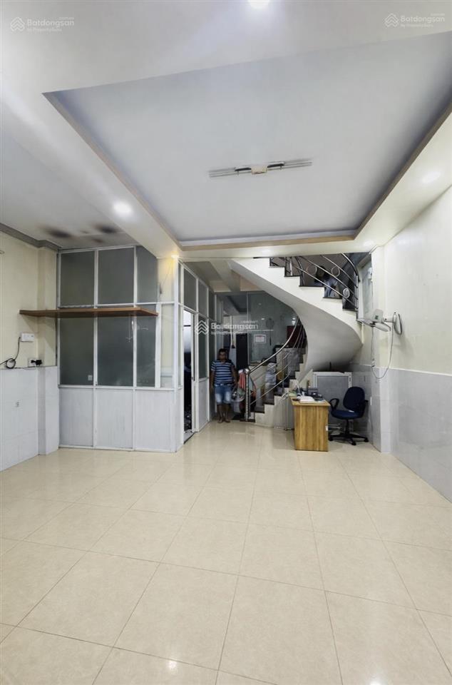 Nhà phân lô đồng bộ quận 6, giáp hậu giang, ngang khủng 5,2x15m, hẻm 6m, chỉ 7.x tỷ