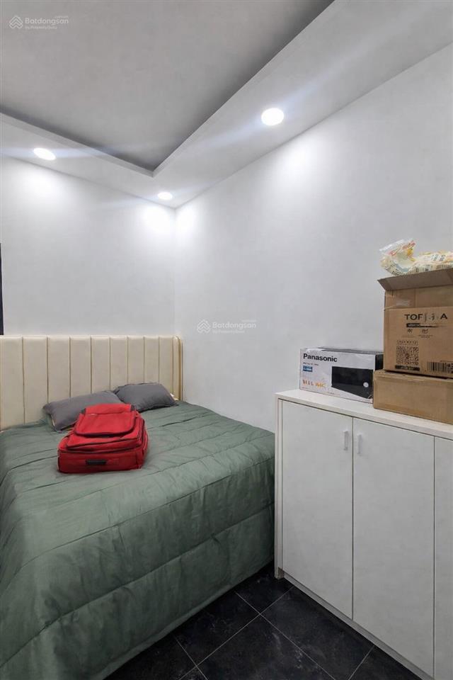 Nhà hẻm nhựa xe tải đổ cửa, giáp minh phụng  quận 6, không lộ giới, ngang 5x13m, nhỉnh 8 tỷ