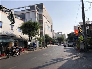 Nhà hẻm nhựa xe tải đổ cửa, giáp minh phụng  quận 6, không lộ giới, ngang 5x13m, nhỉnh 8 tỷ