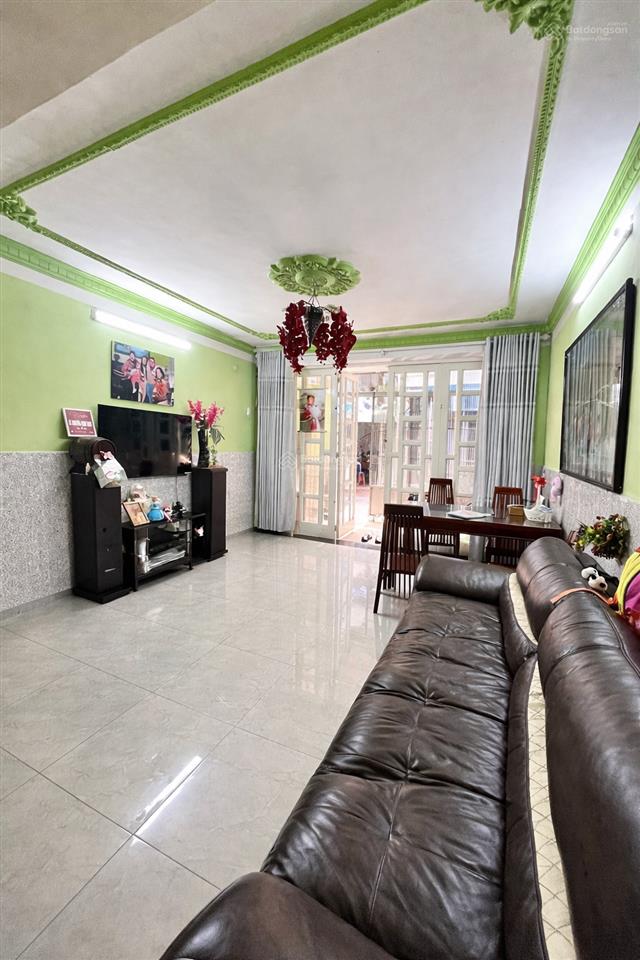 Nhà quận 6, gần hồng bàng, 2 tầng, dt 70m2, ngang 4x17m (nở hậu 5.5m) chỉ nhỉnh 6 tỷ