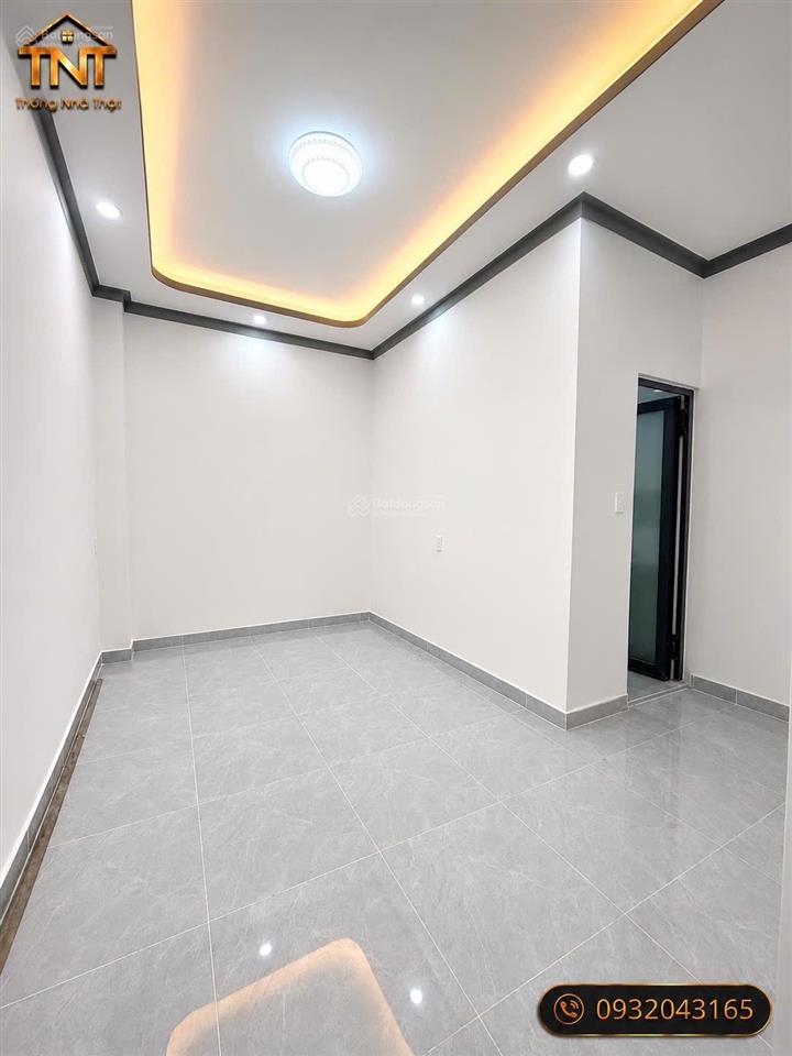 Siêu phẩm nhà ngang lớn hơn 4m x 13m, hẻm 5m, tỉnh lộ 10  bình tân sát q6  nhỉnh 5tỷ