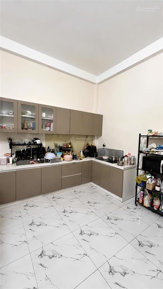 Bán nhà 3 tầng  gần bình trị đông  bình tân  4m x 22m  hẻm xe hơi 6m  chỉ nhỉnh 6 tỷ
