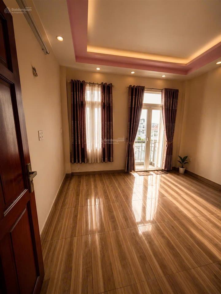 Nhà 4 tầng  giáp lê văn quới  bình tân 4x14m  hẻm 7m thông oto đổ cửa  giá 5tỷ nhỉnh tl