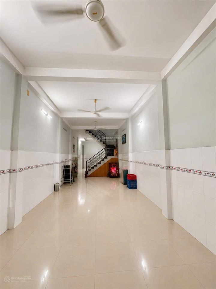 Gấp bán nhà 4 tầng  sát lê văn quới  bình tân  4x25m  hẻm 6m  chỉ 7 tỷ còn tl