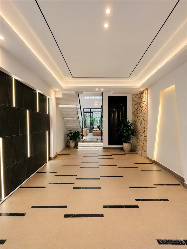 Nhà 5 tầng  đường nhựa xe tải 8m  có thang máy  giáp lê văn quới  bình tân  4x16m  nhỉnh 9 tỷ