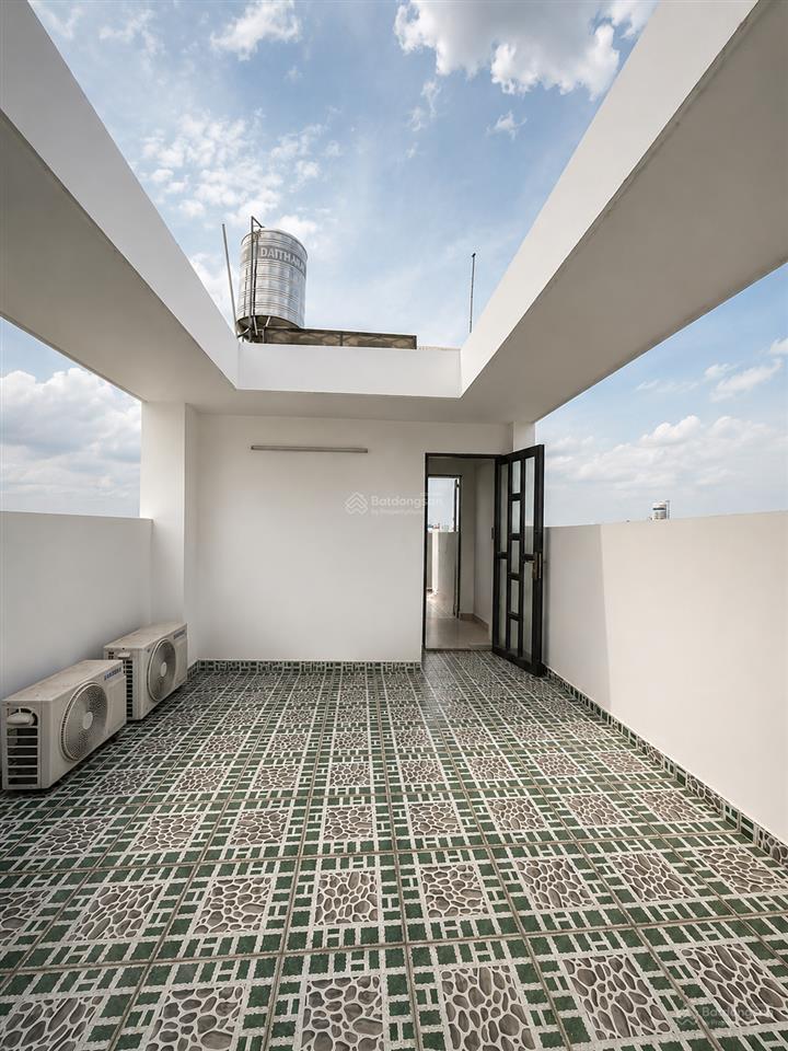 Siêu phẩm nhà 5 tầng  sát hương lộ 2  bình tân  hẻm 8m xe hơi tránh  4x12,2m  nhỉnh 5 tỷ