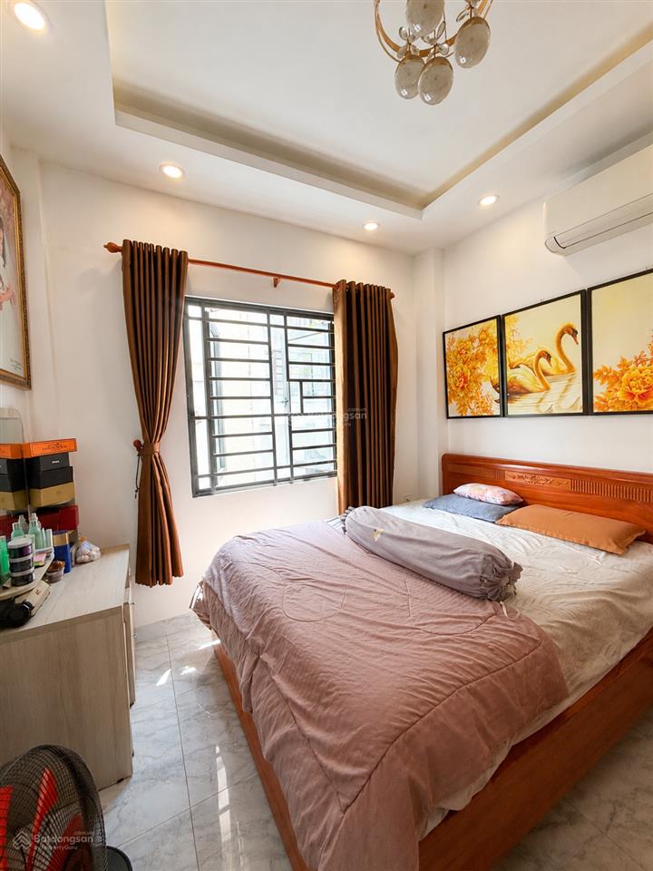 Nhà 3 tầng  bình trị đông  bình tân  2 mặt hẻm thông 6m trước sau  dtsd 140m2  nhỉnh 4tỷ