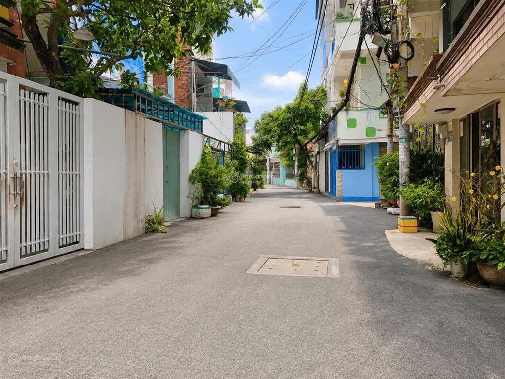 Siêu phẩm nhà 5 tầng  ngay lê văn quới, bình tân  4m x 14m  hẻm 7m thông  chỉ nhỉnh 6 tỷ