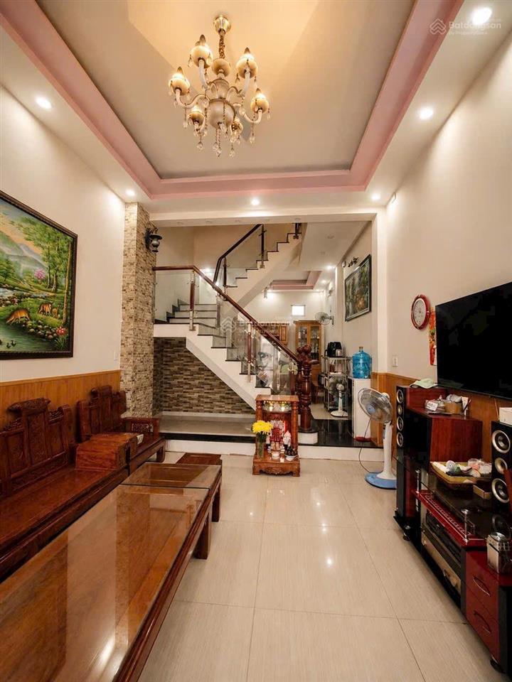 Bán nhà 4 tầng, 4x14m  hẻm 7m thông xe hơi đổ cửa, ngay trục hương lộ 2, bình tân. nhỉnh 5 tỷ tl
