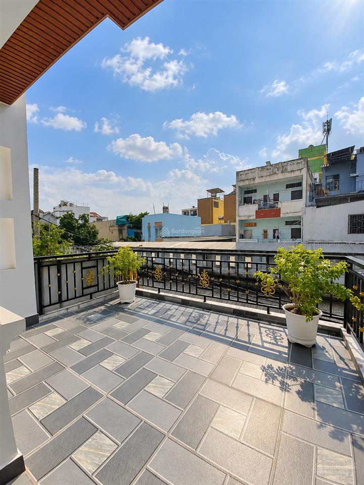 Bán nhà 4 tầng. hẻm nhựa 6m thông  4x15m  sát tên lửa. bình tân  chỉ nhỉnh 5 tỷ xíu