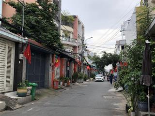 Bán nhà 3 tầng  4x16m  hẻm 6m oto đổ cửa, hương lộ 2, bình trị đông  bình tân. chỉ 5tỷ hơn