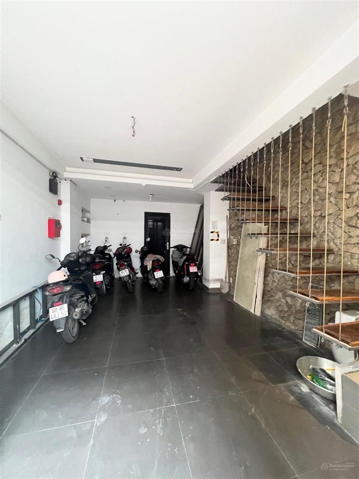 Nhà 5 tầng. dòng tiền 40tr, 4x14m vuông vức, ko lộ giới, lê văn quới, gò xoài. bình tân, 6tỷ xíu