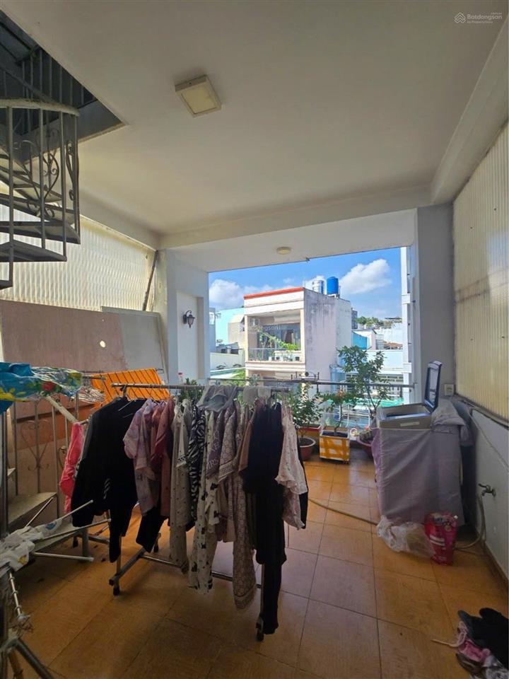 Bán nhà 3 tầng ngay kdc tên lửa sát aeon bình tân  4,2x18m  hẻm 8m thông  nhỉnh 7 tỷ xíu (tl)