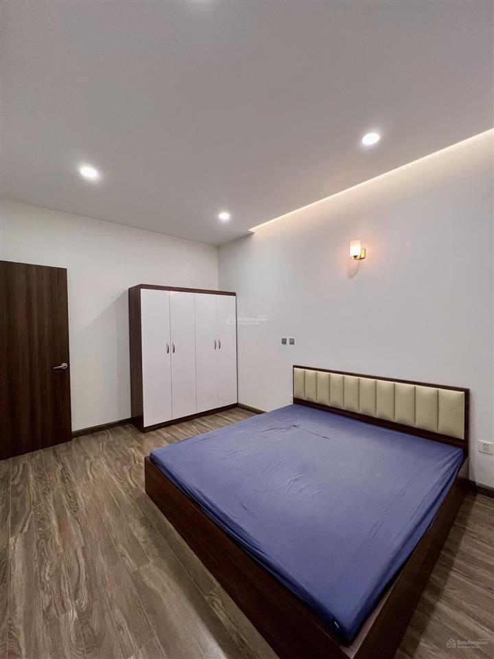 Cho thuê chcc 3pn (full đồ  có slot)  tràng an complex