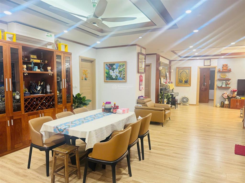 Cho thuê chcc 4pn (full đồ như hình)  dreamland bonanza