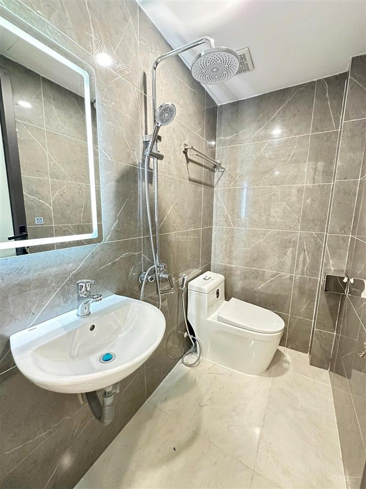 Căn 2n1k2wc ở xuân đỉnh, máy giặt riêng có sân phơi riêng rộng 65m2