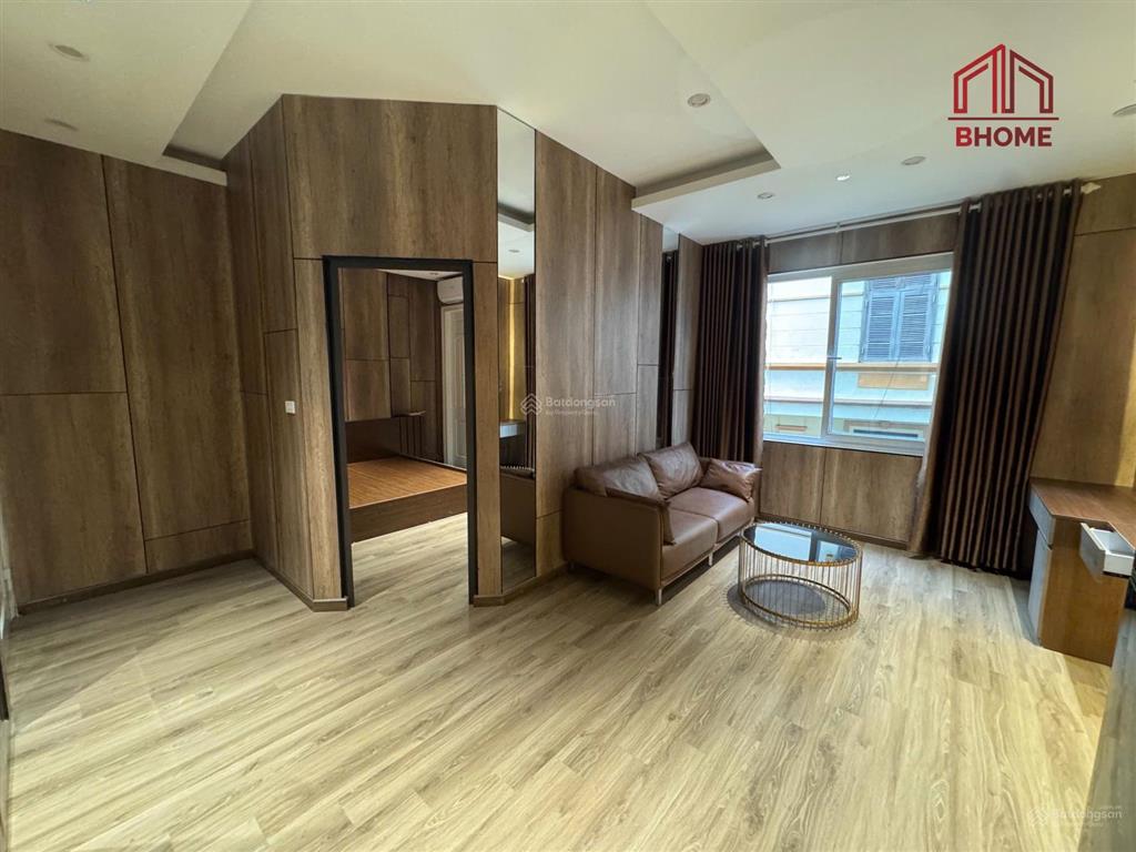 Căn 1n1k sang trọng full đồ ở đê la thành, đống đa