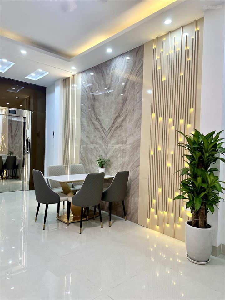 Bán nhà riêng kđt fivestar 39m², 12,5 tỷ thang máy mỹ đình, hà nội đẹp xuất sắc