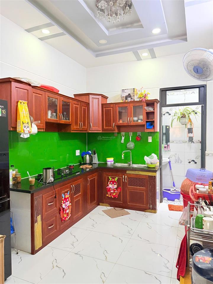 Cho thuê nhà riêng 3 tầng, 4pn, 3wc, tại xã nhơn đức, nhà bè, hồ chí minh, giá cực chất 9 triệu vnd