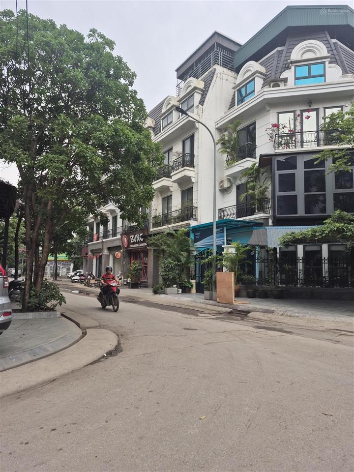 Liền kề khu đô thị mới phùng khoang ,cạnh nguyễn trãi thanh xuân 80m mặt tiền 6 m , .24 tỷ (ctl)