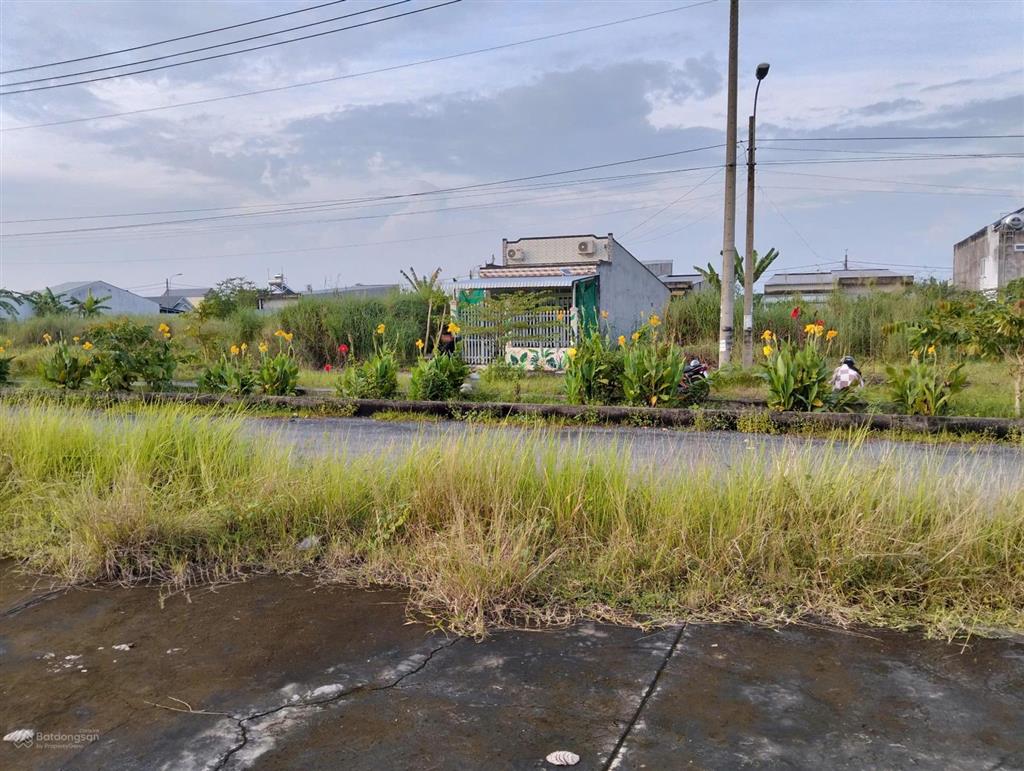 Đất nền trạm cân lộc hòa  vị trí đẹp + chính chủ