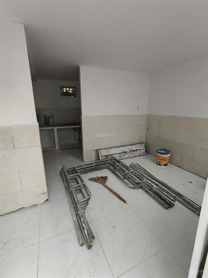 Bán nhà 495 triệu  mặt tiền chính chủ sổ riêng 1 trệt 1 lầu