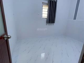 Bán nhà 30m2 625 triệu  chính chủ sổ riêng 1 trệt 1 lầu 2pn 2wc