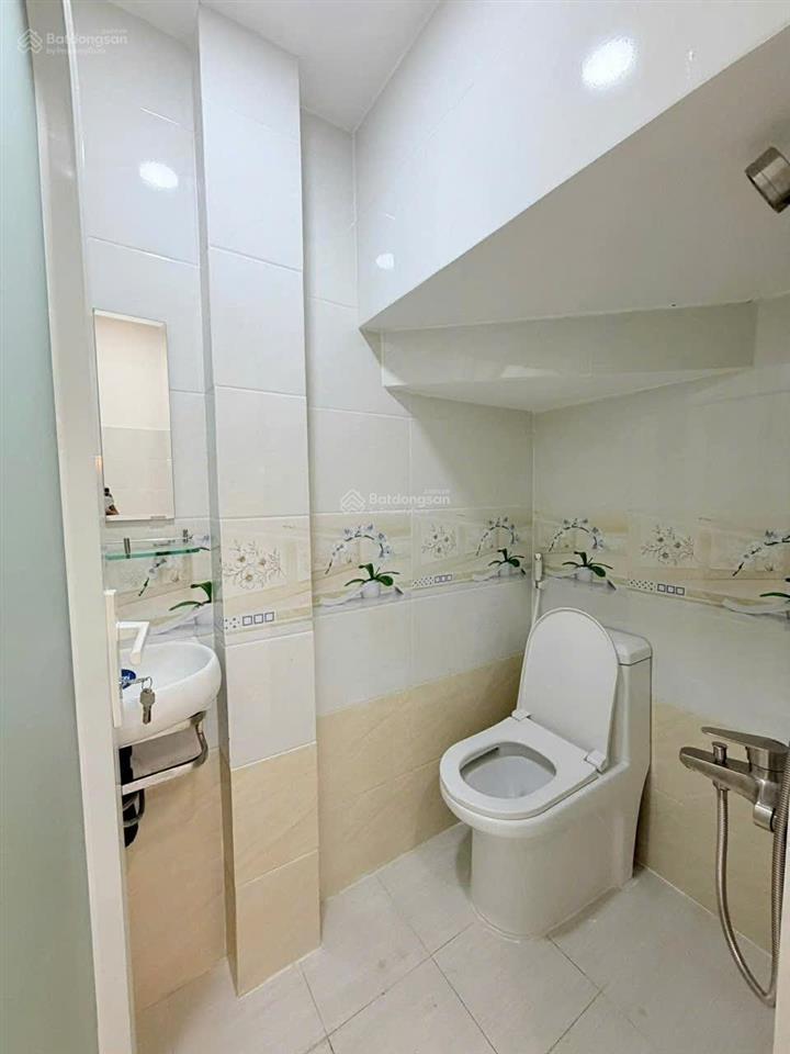 Kiến trúc mới thiết kế siêu đẹp hẻm xe hơi đỗ cửa nhà mới tinh  full nội thất  giá bán 6tỷ tl