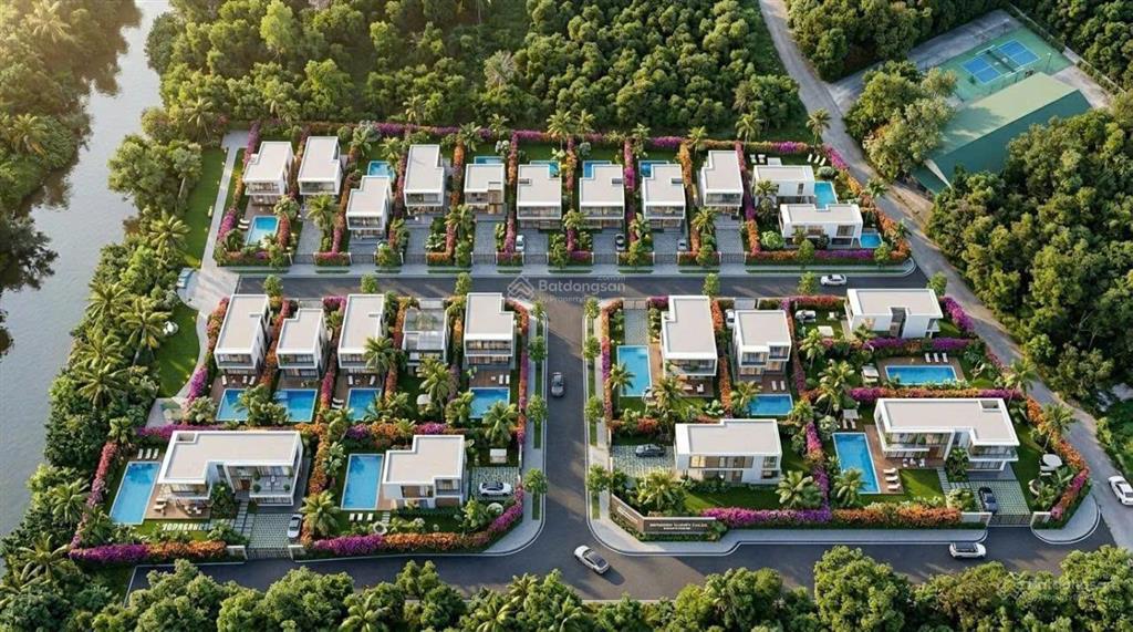 Bán đất trung tâm dương đông, phú quốc 8970m2 giá 10tr/m2 sổ riêng view sông đón sóng apec