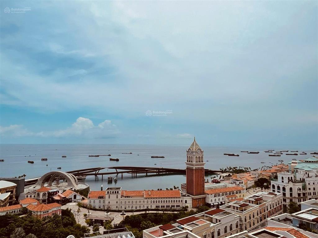Chủ cần bán gấp 300m2 đất biển an thới phú quốc lấy tiền lo viện phí gần apec cách biển 300m
