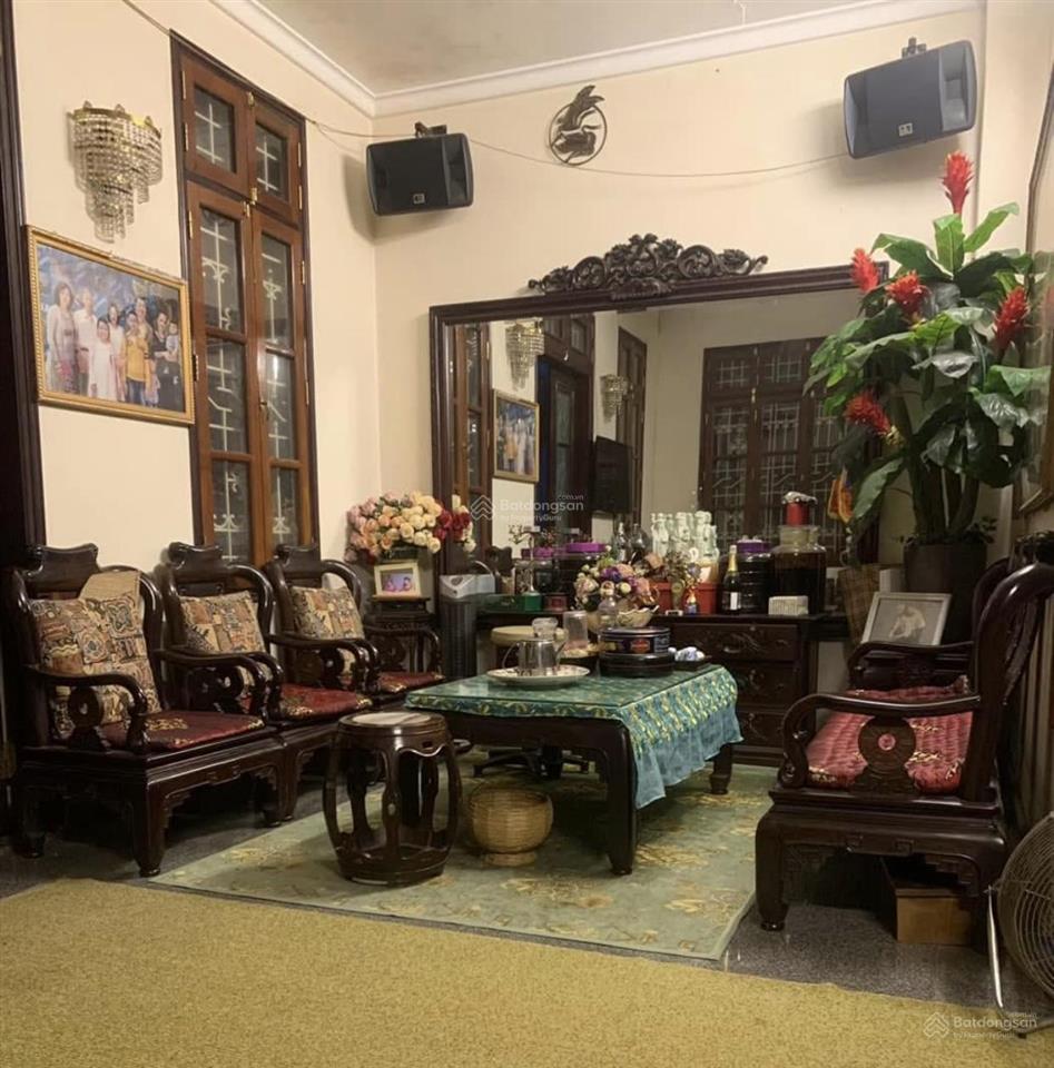 Bán nhà 5 tầng mặt ngõ võng thị có gara ô tô