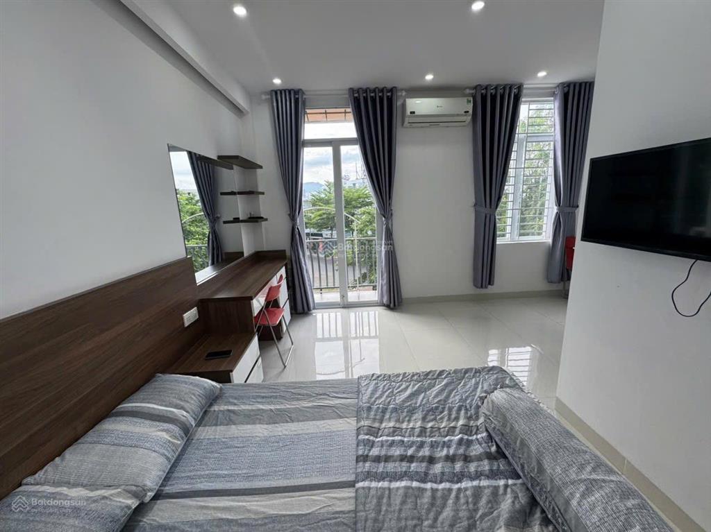 Căn hộ có ban công thoáng mát tại mỹ gia chỉ 8triệu500