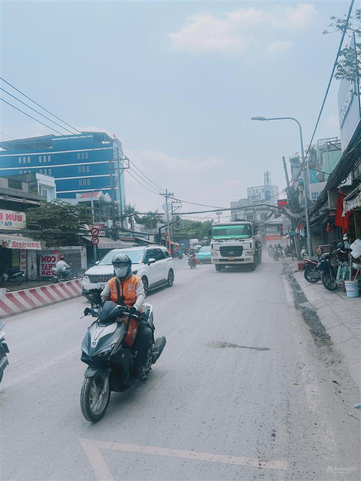 Mặt tiền kinh doanh đa ngành nghề  giáp quận 4  huỳnh tấn phát  130m2  2 tầng  giá 18,5 tỷ