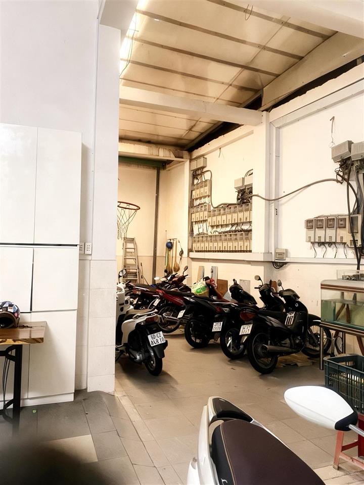 [ q8 ] bán toà nhà chdv 7 tầng lầu mặt tiền đường dương bá trạc193m2dòng tiền 250tr/tháng