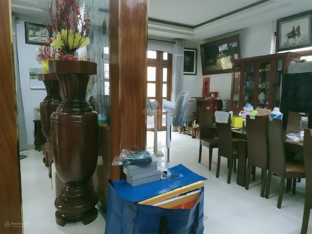 Biệt thự vip  đường số 30  lô góc 2 mặt tiền  khu vực giới thượng lưu, quan chức sống