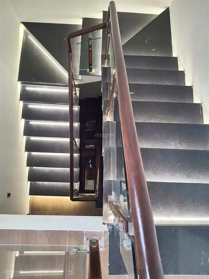 [ q7 ] nhà mt đường số tân quy đông tân phong (cũ )4 tầng 6 x 15 chỉ 26 tỷ