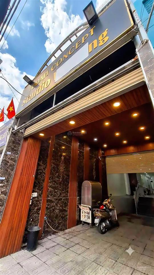 Tòa nhà 20 phòng có hầm dòng tiền khủng quận 7 sổ nở hậu đại cát