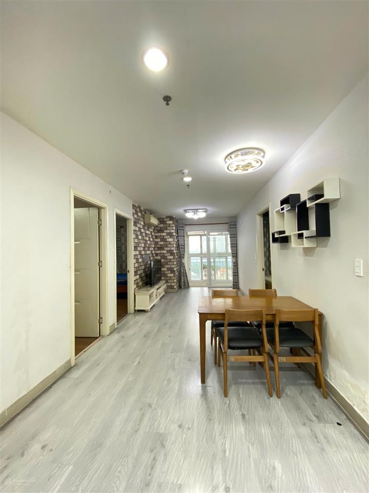 Căn 3pn view đông bắc thoáng mát full nội thất
