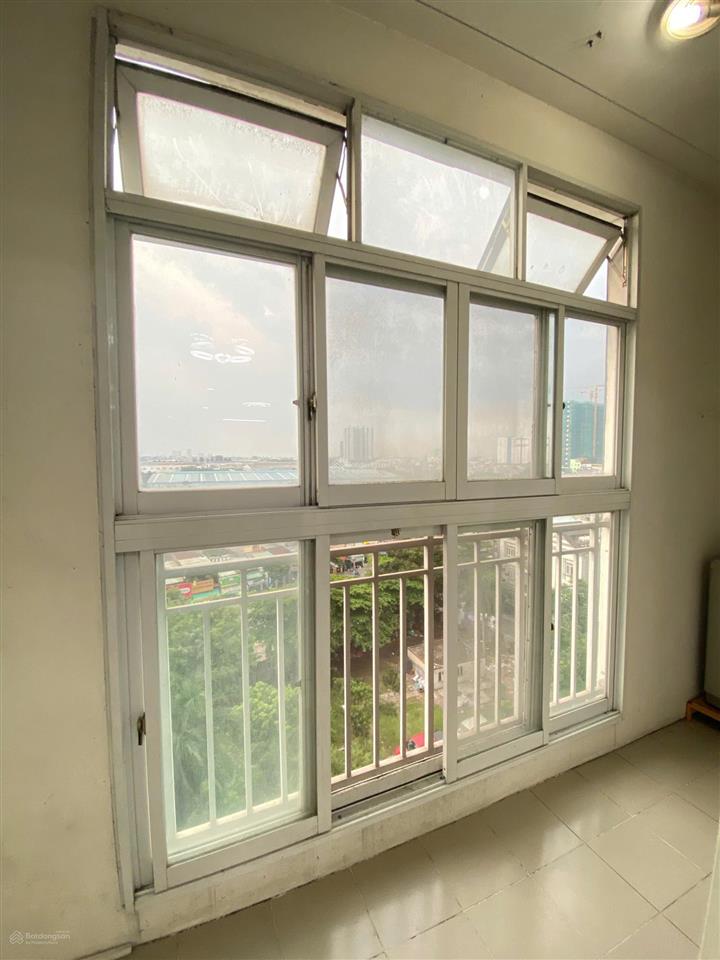 Căn 3pn view đông bắc thoáng mát full nội thất