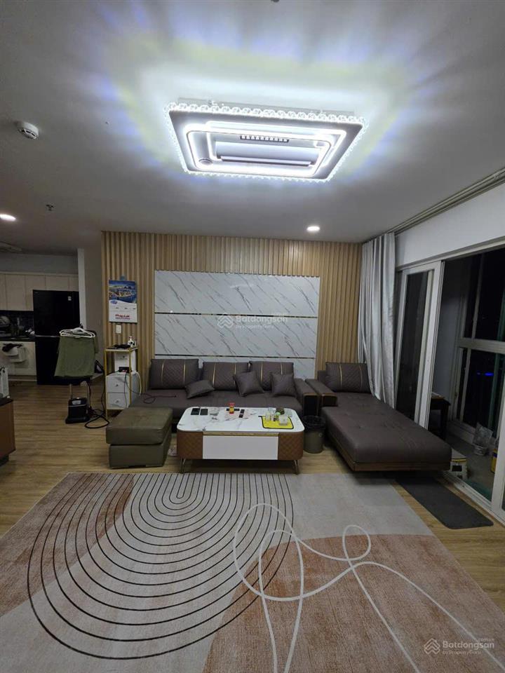 Chính chủ bán căn hộ góc siêu đẹp giá 3,6 tỷ, 107 m², còn thương lượng da charm plaza