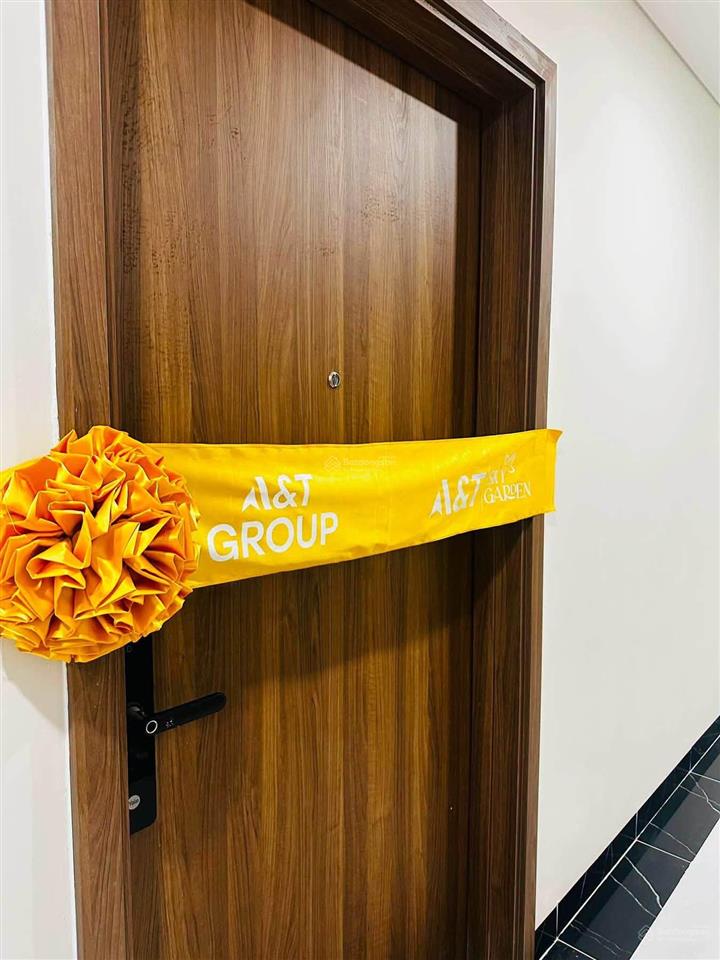 Bán căn 2pn giá 2,55 tỷ căn a&t sky garden view hồ bơi, nhà mới 100% bàn giao nội thất đẹp