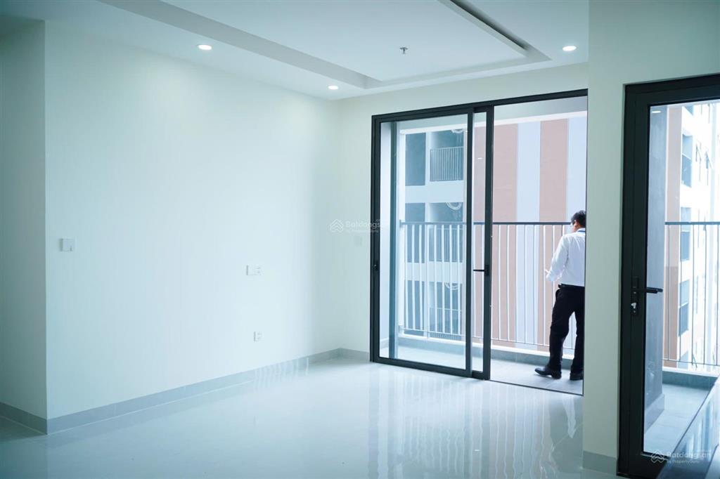 Chính chủ cho thuê căn hộ 2pn 2wc a&t sky garden  73m2 | nhà mới 100% | chỉ 6 triệu/tháng