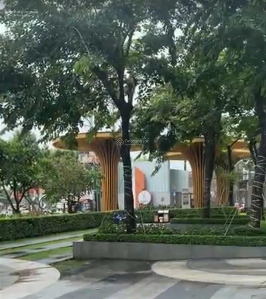 Chính chủ gửi bán căn hộ 2pn2wc opal boulevard view phố lung linh, sổ hồng cầm tay chỉ 3,6 tỷ!