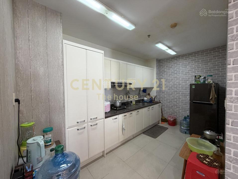 Bán gấp căn charm plaza 84m2 3pn chỉ 2,5 tỷ, nội thất đầy đủ, xách vali vào ở ngay!