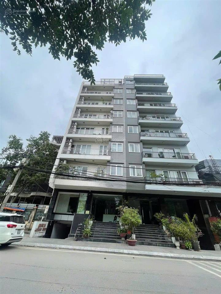 Bán toà căn hộ 10 tầng view hồ tây, mặt phố yên hoa, tây hồ  256m², 150 tỷ